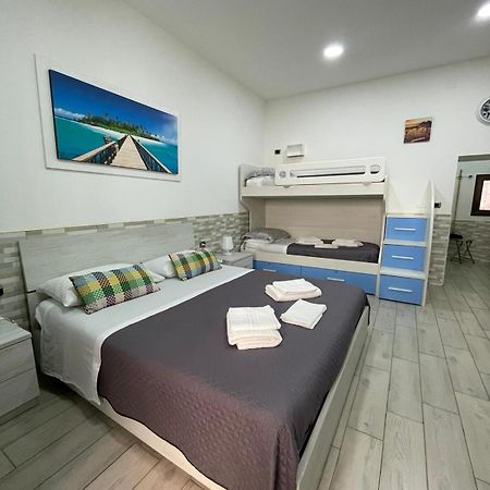 Casa Vacanze Luisa Napoli Eksteriør billede
